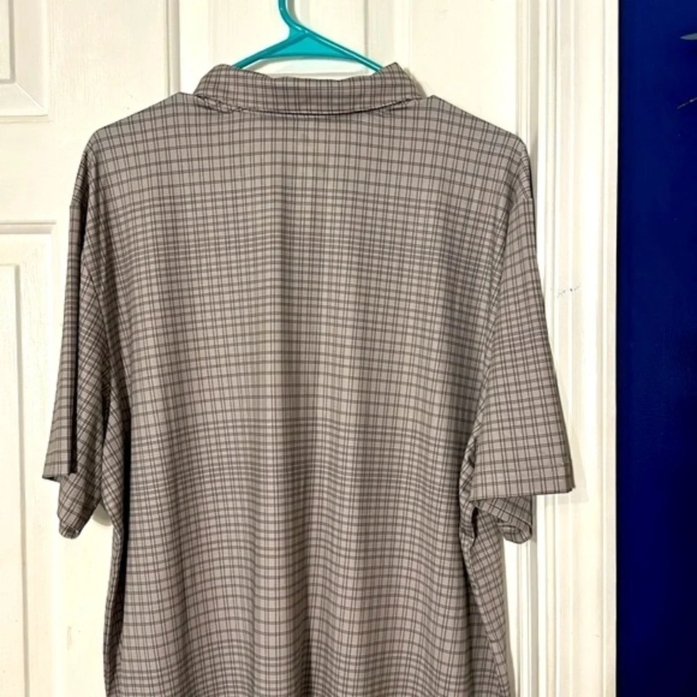 NWOT Men’s Adidas Gray Plaid Polyester & Spandex Short Sleeve Golf Polo Size XL